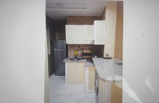 Magnificent, Refurbished Apartment in the City Center - Photo 6