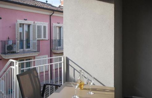 2 Bedroom Awesome Apartment In Civitanova Marche - Foto 7
