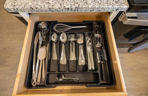 5 Min to Elon - 7 Min to Downtown - Washer and Dryer - Foto 17