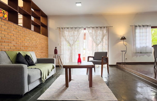 Casa espaçosa na Granja Viana - Foto 9