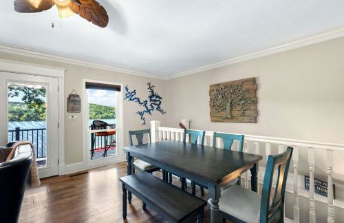 Lakeside Oasis - Room for 12 - Foto 10