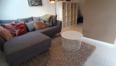 Zentrale Dachwohnung in SHA - Foto 2