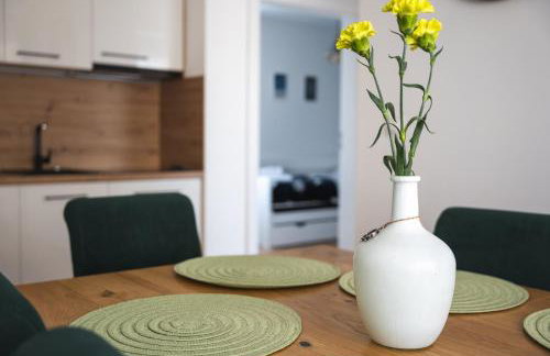 SOLEK, Apartamenty hotelowe i pokoje gościnne ze śniadaniem, przyjazne zwierzętom, wyjątkowe, z widokiem na Jezioro Jamno i w bardzo bliskiej odległości od morza - Foto 78