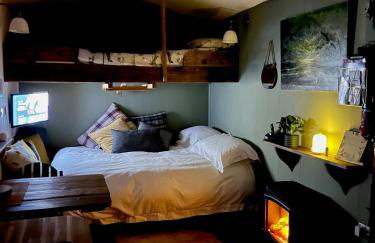 Mountbatten Shepherds hut & Buckhurst Shepherds hut - Foto 22