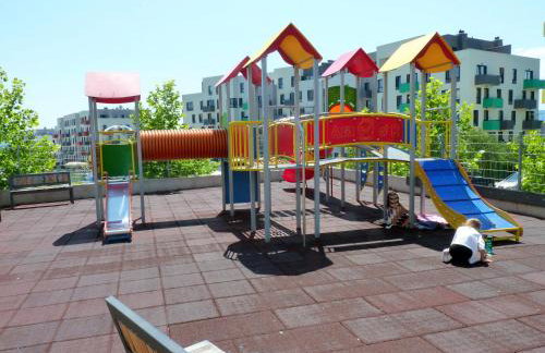 Apartament Glatz - na Letniej, Kłodzko, winda, garaż podziemny, balkon z widokiem na góry - Foto 17