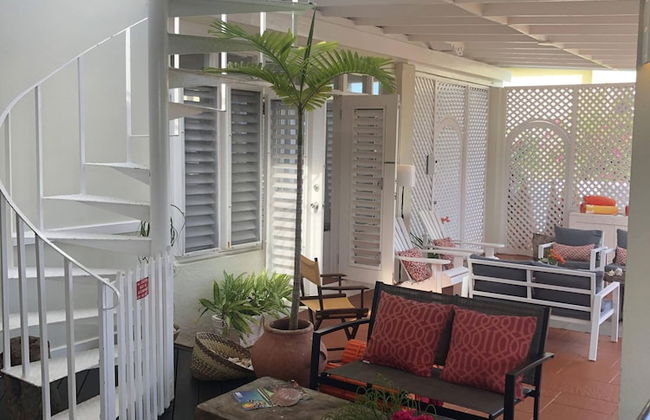 Dreamin Villa - 3 B R Beachfront w Staff - Photo 18