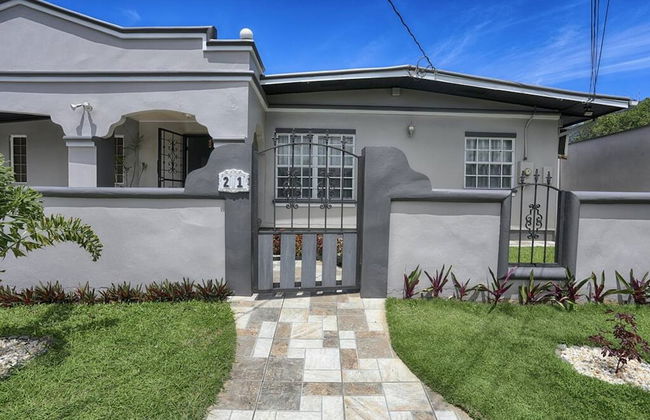 Pool and Jacuzzi Vacation Home - Foto 1