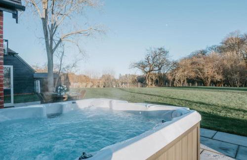 Hayward House, Hot Tub, Large Garden - Foto 36