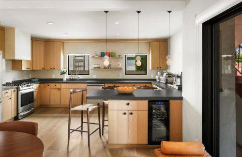NEW! High-End Spanish Duplex | Luxury 3BR - Foto 24