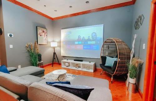 IceCream - Pool Table - 120 Projector - King Bed - Foto 1
