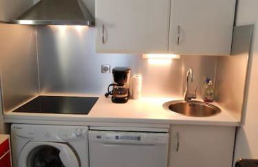 Appartement 2 Pièces avec une grande terrasse, 3 étoiles, Wifi, Box pour véhicule et vélos - Photo 9