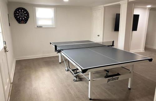 New Listing The Playhouse with Spa Games & More - Photo 8