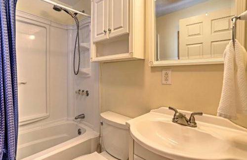 Home with Lake-View Deck by Camp Perry and Magee Marsh - Foto 18