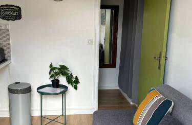 Appartement T2, très bien équipé, avec terrasse, jardin, et accès piscine, rénovation mars 2026 - Photo 3