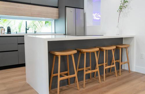 5BR HotTubPoolTableMiniGolf 7 min to Wynwood - Foto 21