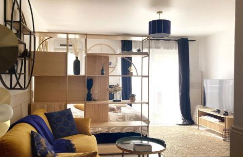 'L'Élégant' Studio Centre, Parking privé, Clim, Terrasse - Foto 11