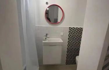 Stylisches Studio Apartment mit kleiner Terrasse - Foto 18