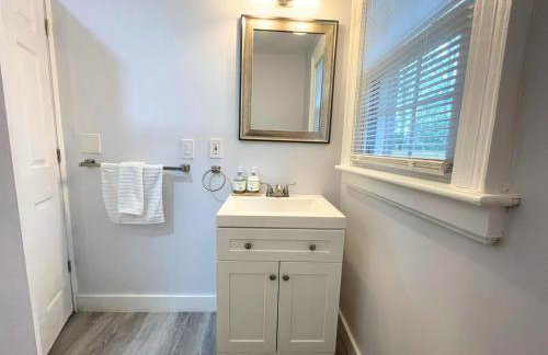 Charming 3 BDRM in Charlotte - 1 mile to Uptown - Foto 35