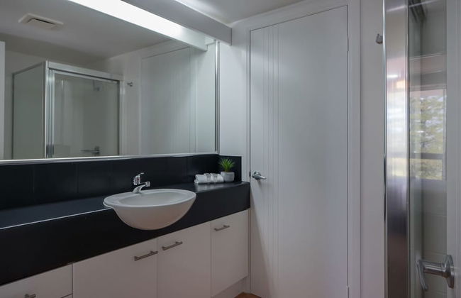 San Mateo on Broadbeach - Photo 32