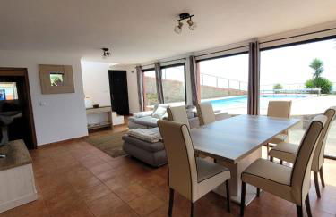 Sunset Paradise Villa with Heated Pool - Foto 6