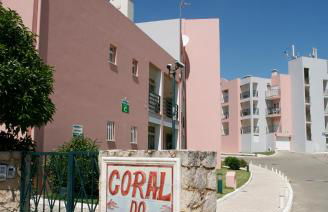 Apartamentos Coral do Vau - Foto 12