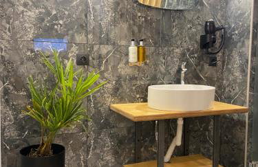 THE ROOMS - Photo 44