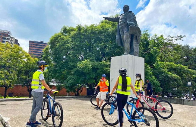 Guatemala City Bike Tour - Photo 1