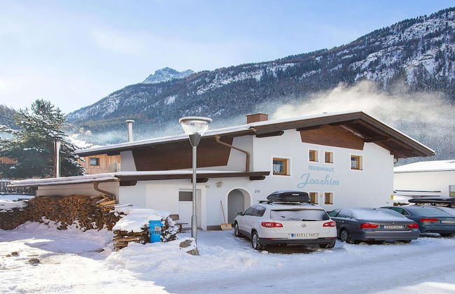 Large Holiday Home With Garden and Balcony in Otztal - Foto 21