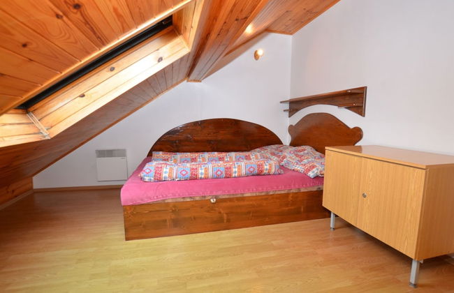 Villa in Zelenecka Lhota With Private Pool - Photo 4