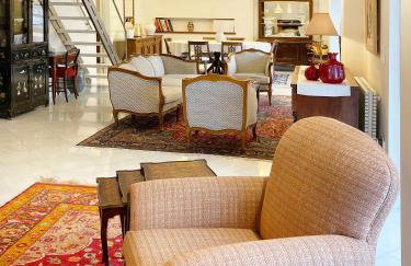 Blue Bay Vouliagmeni Luxury Apartment - Photo 16