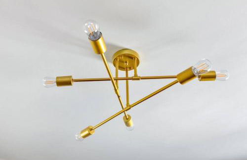 Stay, Play and Pass Go at the Monopoly Penthouse! - Foto 39