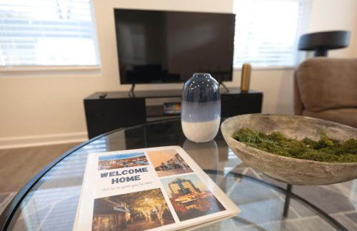 5 Min to Elon - 7 Min to Downtown - Washer and Dryer - Foto 67