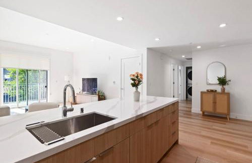 Luxurious 2BR Apartment in heart of Silicon Valley - Photo 6