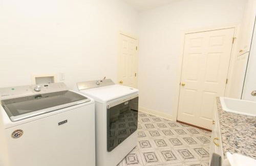 Spicewood Lodge W/pool, Hottub - Foto 28