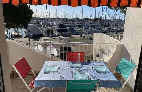 Bel Appt T2 avec terrasse aménagée, moderne & confortable pour 4 pers, Port Camargue - FR-1-731-93 - Foto 1