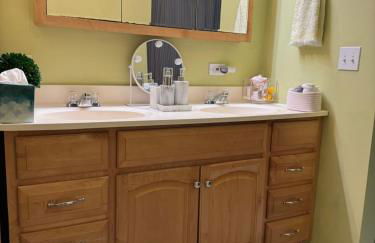 Quiet Cozy Stay Spacious Home Near Beach & Shops - Foto 79