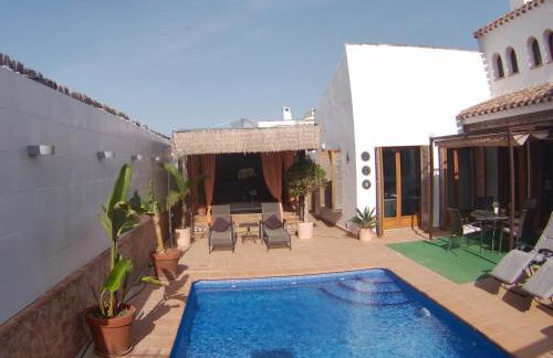 Casa Calida - Foto 3