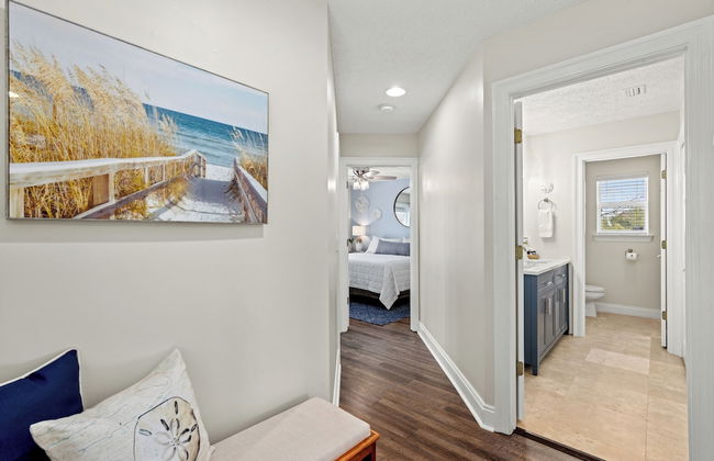 Escape to Sand Dollar Holler: Coastal Retreat, 3 Beds, 2.5 Baths, Sleeps 10! - Foto 3