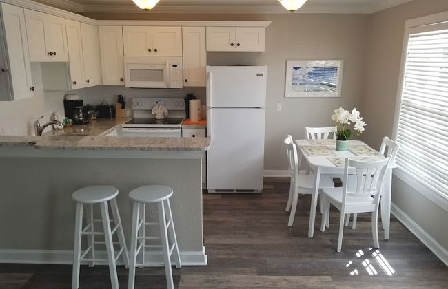 Tradewinds Beach Resort - Foto 22