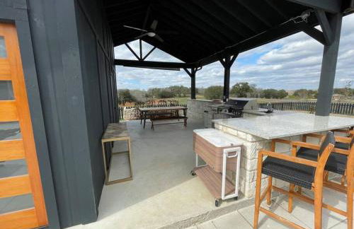 Colorado river access, game room & swimming pool - Photo 32