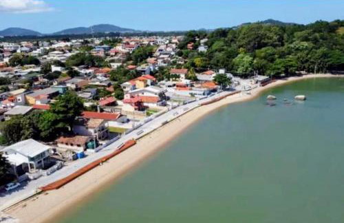 Ap cozalinda ar-condicionado a 6km do Aeroporto de Floripa - Foto 23