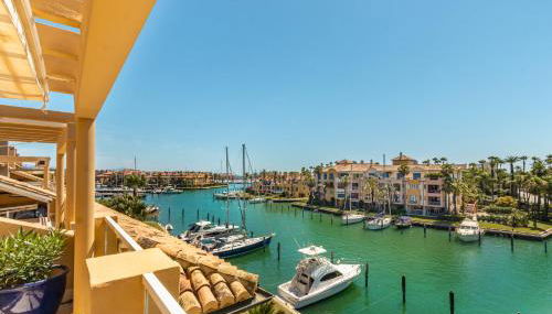 Beautiful penthouse overlooking marina channels - Foto 3