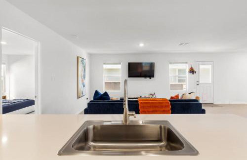 Modern Cozy Home - Gym - Quiet Street - Sleeps 4 - Foto 15