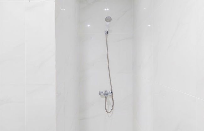 Tranquil And Comfort Living 1Br The Smith Alam Sutera Apartment - Photo 9