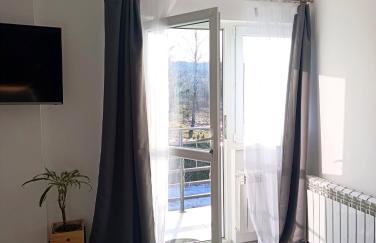 Bieszczadzkie Nocowanie - komfort w sercu natury - Foto 11