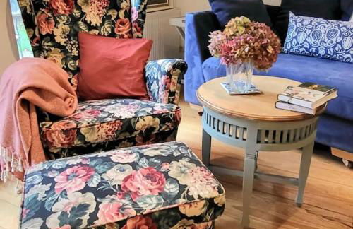 Die blaue Reetdachkate am Deich - Photo 3