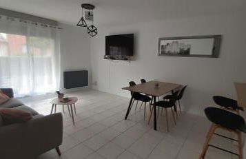 2 Bedrooms Confortable Wifi FIBRE ALL EQUIPMENT Provided Near Airbus Alten Expleo Thales Sopra - Photo 4
