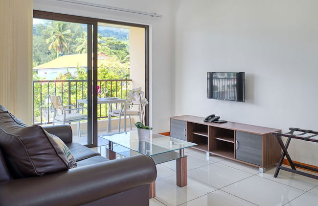 Creole Breeze Self Catering Apartments - Photo 8