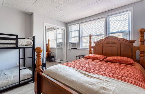 Updated 3BR 2BA Apartment Near NYC Airport - Foto 24
