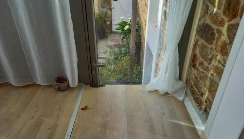 T2 terrasse de charme à Rochebonne 400 m plage - Photo 5